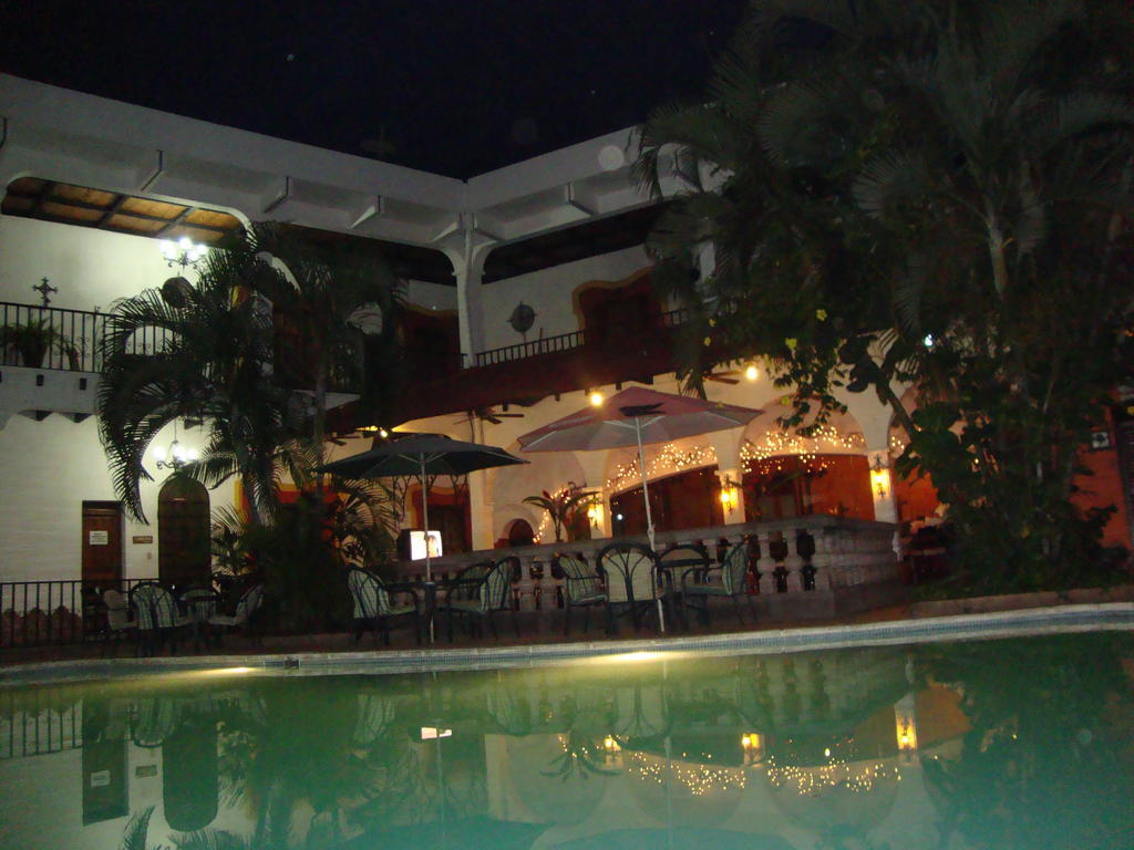 Hotel Posada De Don Jose Реталулеу Экстерьер фото