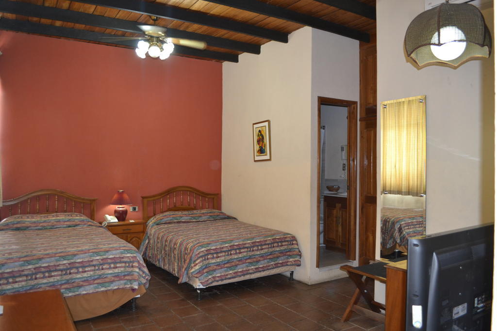 Hotel Posada De Don Jose Реталулеу Номер фото